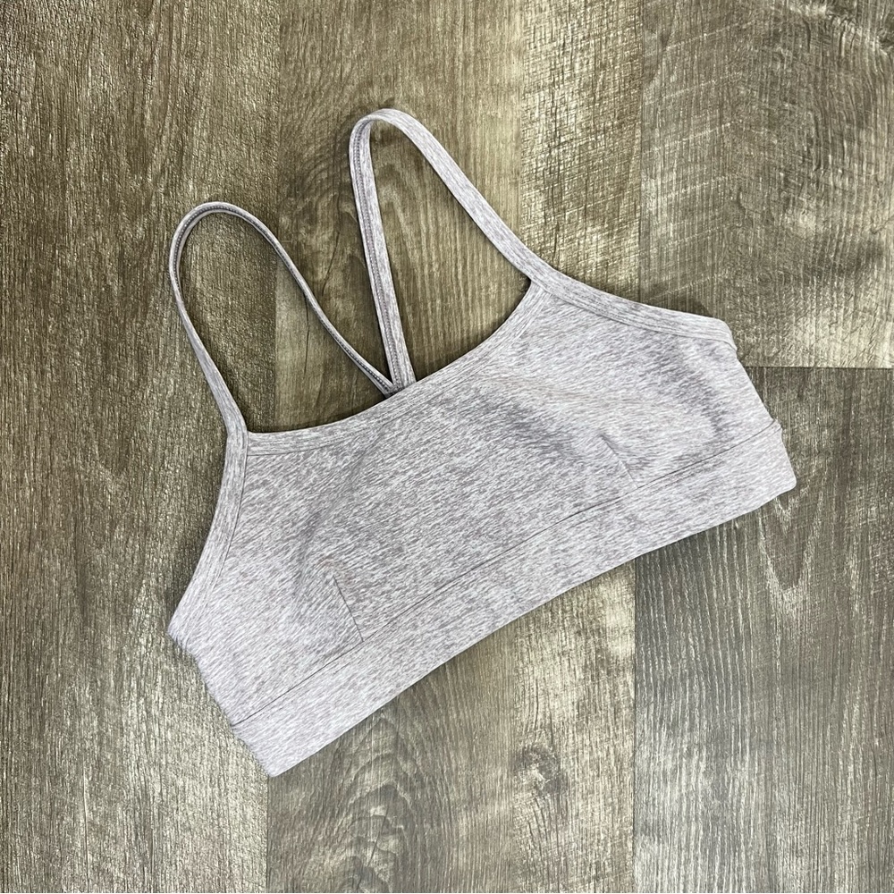 Alo Yoga Gratitude Bra Lavender Dusk